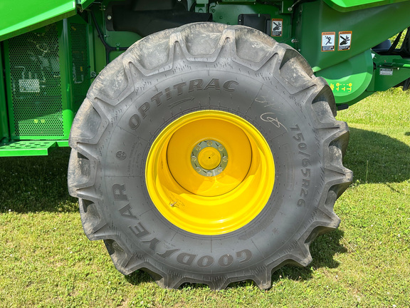 2023 John Deere S770 Combine