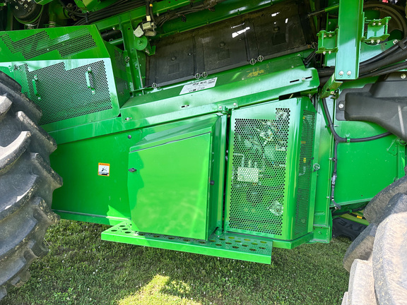 2023 John Deere S770 Combine