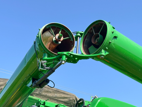 2023 John Deere S770 Combine