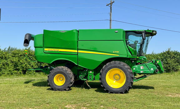 2023 John Deere S770 Combine