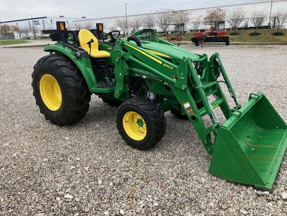 2023 John Deere 4066M Tractor Compact