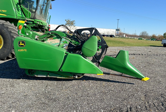 2012 John Deere 635FD Header Combine