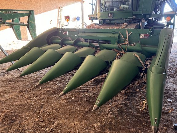 2009 John Deere 606C Header Corn Head