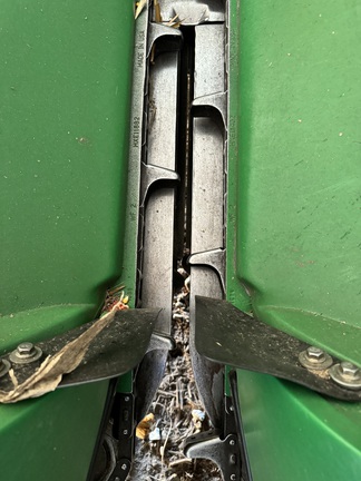 2009 John Deere 606C Header Corn Head