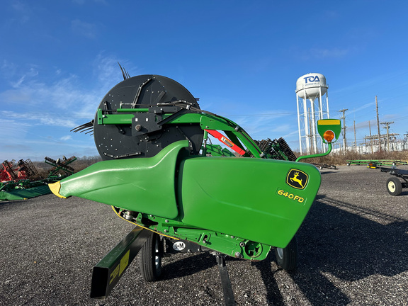 2017 John Deere 640FD Header Combine