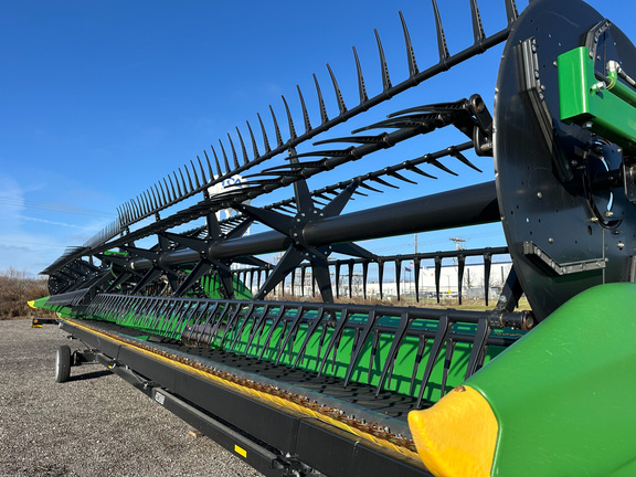 2017 John Deere 640FD Header Combine