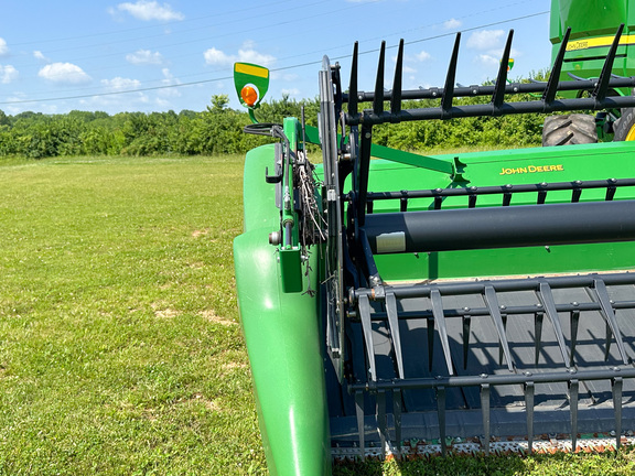 2017 John Deere 640FD Header Combine