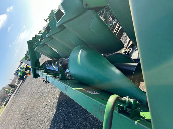 1998 John Deere 893 Header Corn Head