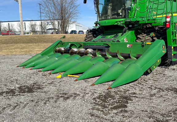 1998 John Deere 893 Header Corn Head