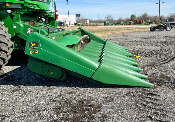 1998 John Deere 893 Header Corn Head