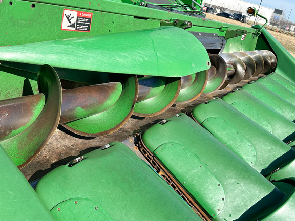 1998 John Deere 893 Header Corn Head