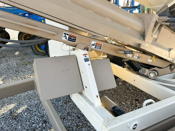 2014 Unverferth 3750XL Planter Attachment