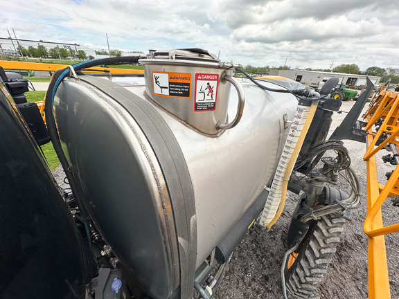 2023 Hagie STS12 Sprayer/High Clearance