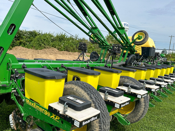 2012 John Deere 1770NT Planter