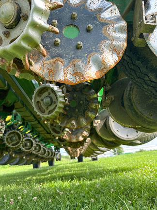 2012 John Deere 1770NT Planter