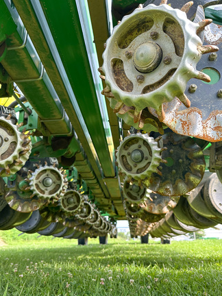 2012 John Deere 1770NT Planter