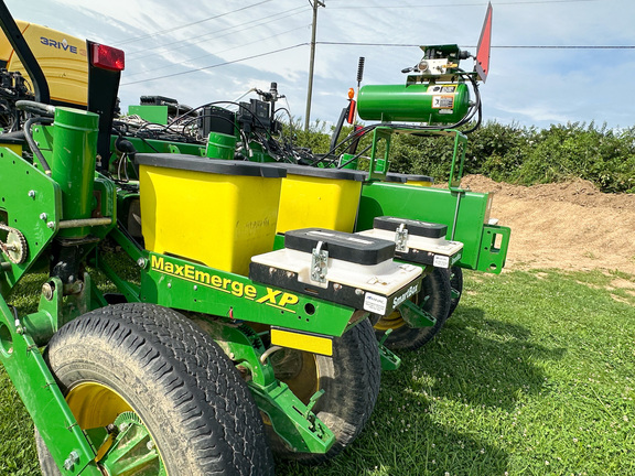 2012 John Deere 1770NT Planter