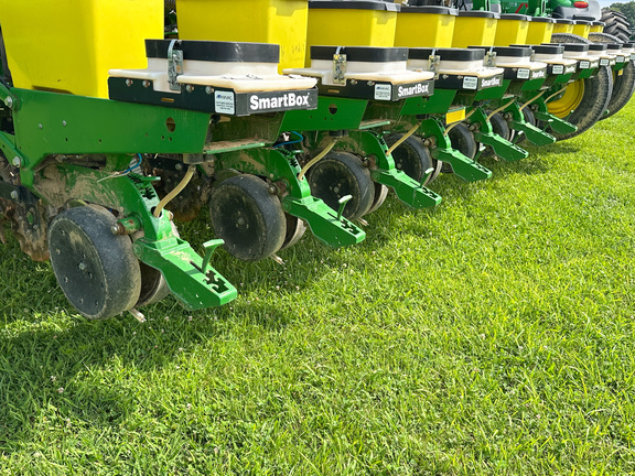 2012 John Deere 1770NT Planter