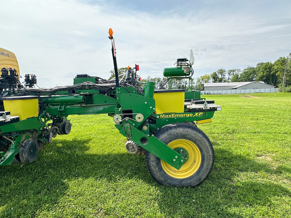 2012 John Deere 1770NT Planter