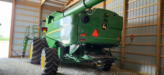 2020 John Deere S780 Combine