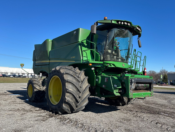 2020 John Deere S780 Combine