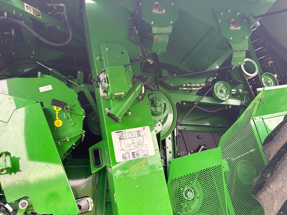 2020 John Deere S780 Combine