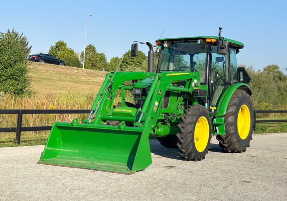 2024 John Deere 5075E Tractor