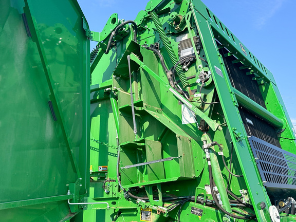 2024 John Deere 561M Baler/Round