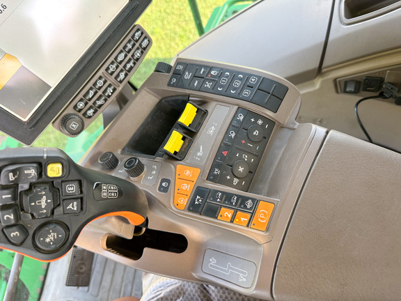 2021 John Deere S780 Combine