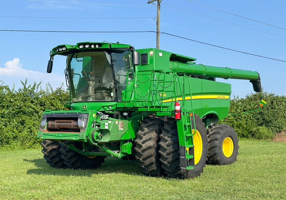 2021 John Deere S780 Combine