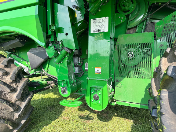 2021 John Deere S780 Combine