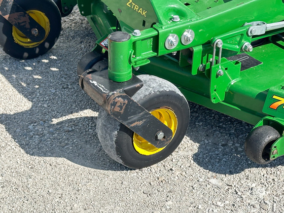 2021 John Deere Z950R Mower/Zero Turn