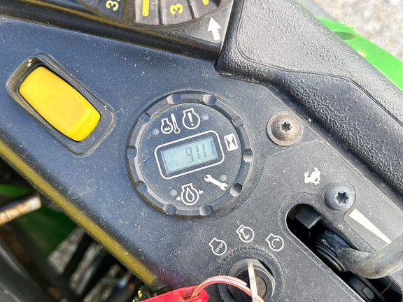 2021 John Deere Z950R Mower/Zero Turn