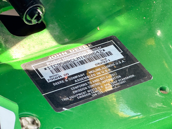 2021 John Deere Z950R Mower/Zero Turn