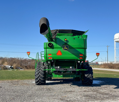 2019 John Deere S770 Combine