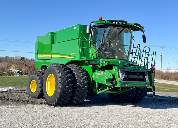 2019 John Deere S770 Combine