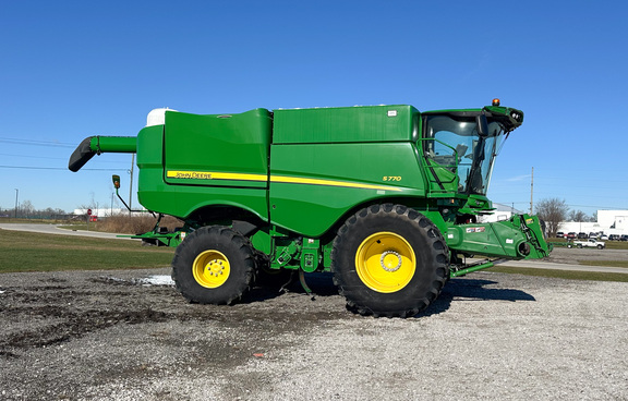 2019 John Deere S770 Combine