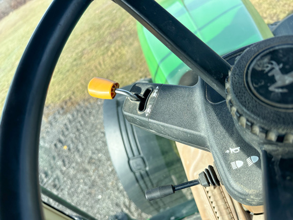 2007 John Deere 7630 Tractor