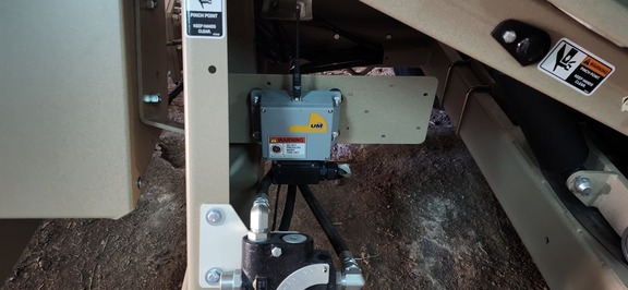 2023 Unverferth 410XL Tender