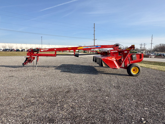 2011 New Holland H7450 Mower Conditioner