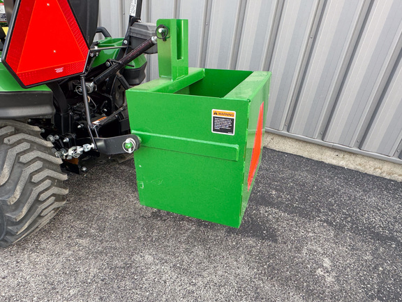 2022 John Deere 1023E Tractor Compact