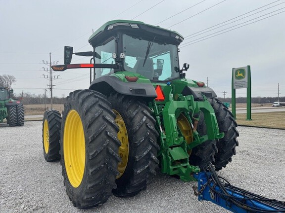 2023 John Deere 8R 370 Tractor