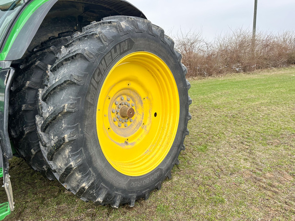 2023 John Deere 8R 370 Tractor
