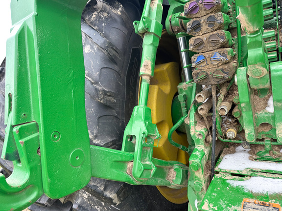 2023 John Deere 8R 370 Tractor