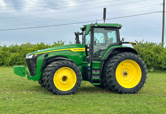 2023 John Deere 8R 370 Tractor