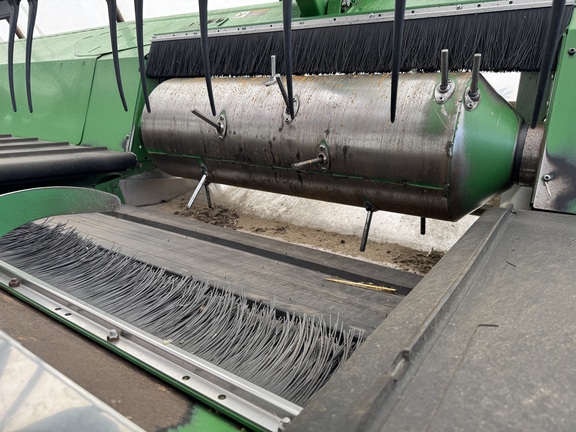 2014 John Deere 640FD Header Combine