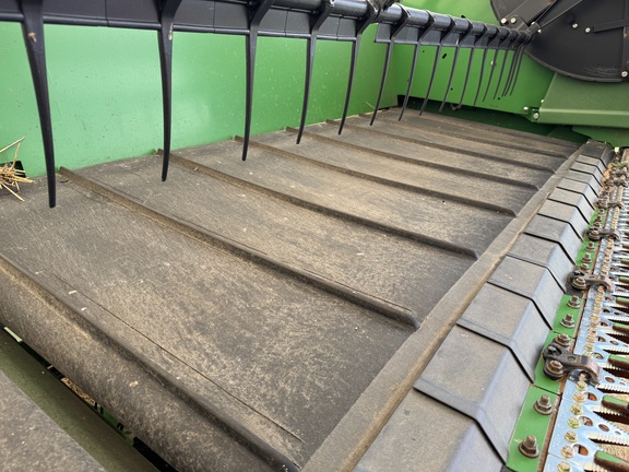 2014 John Deere 640FD Header Combine