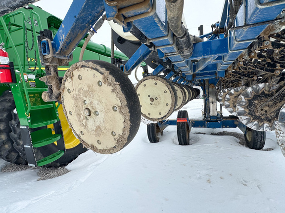 2019 Kinze 3600 Planter