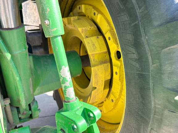 2009 John Deere 7630 Tractor