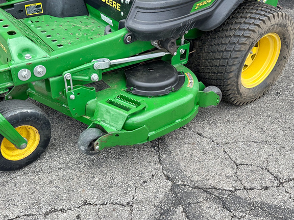 2022 John Deere Z930M Mower/Zero Turn